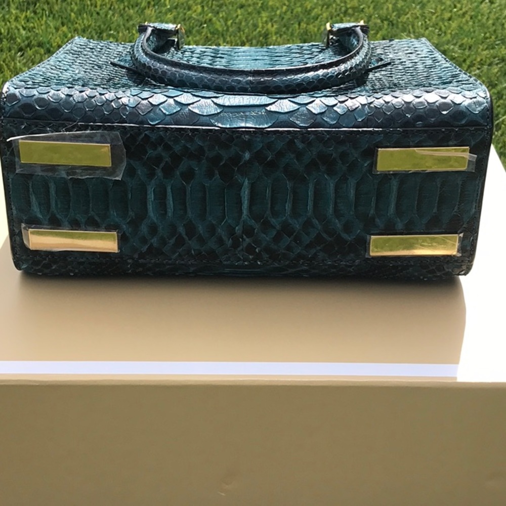 ๐ผ MK Genuine Python Satchel - Picture 7 of 8